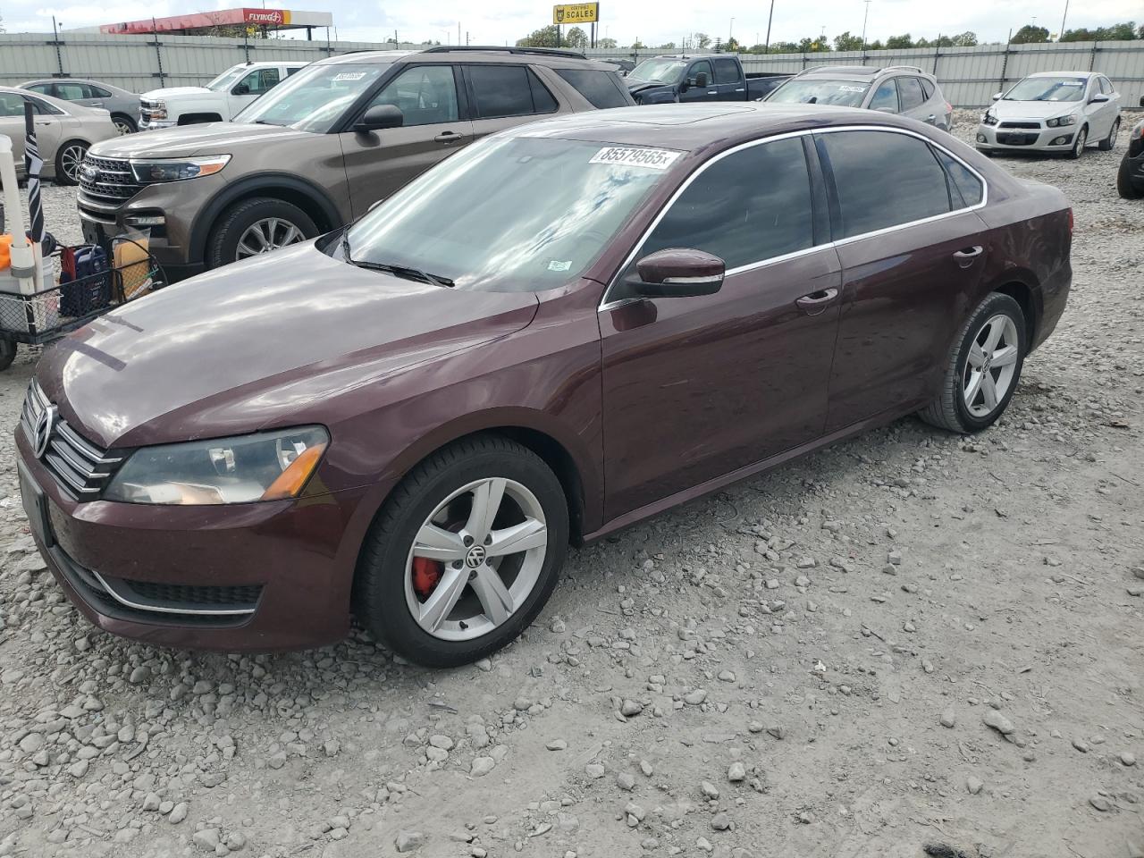 VOLKSWAGEN PASSAT SE 2013