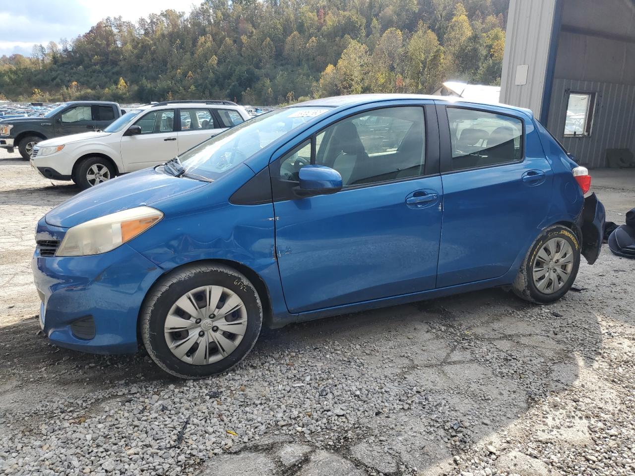 TOYOTA YARIS 2012
