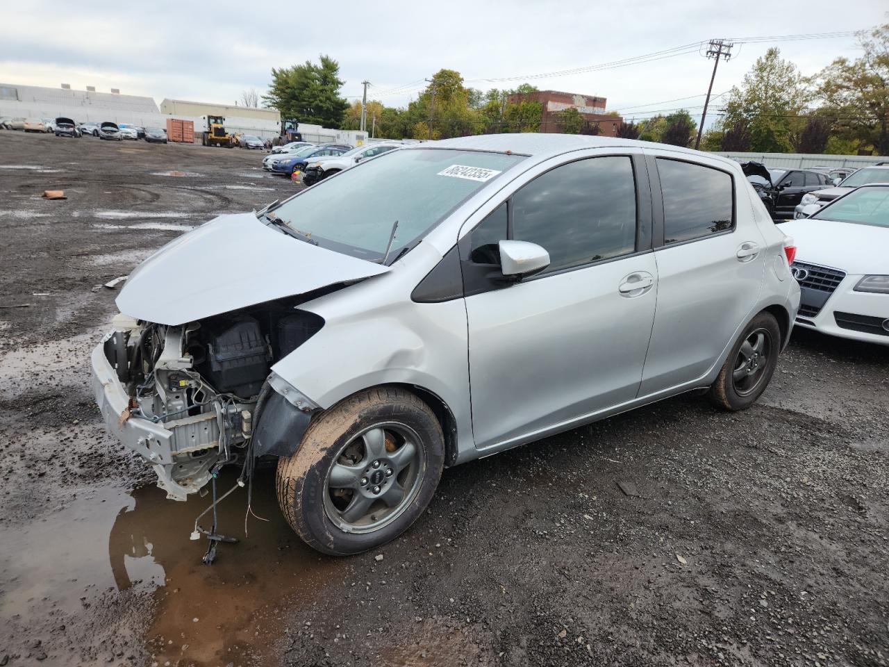 TOYOTA YARIS 2012