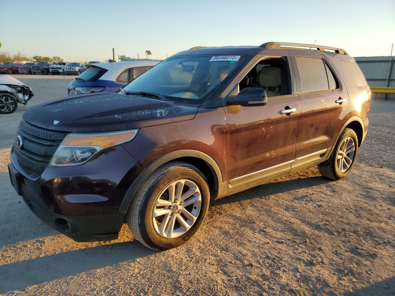 FORD EXPLORER XLT 2011