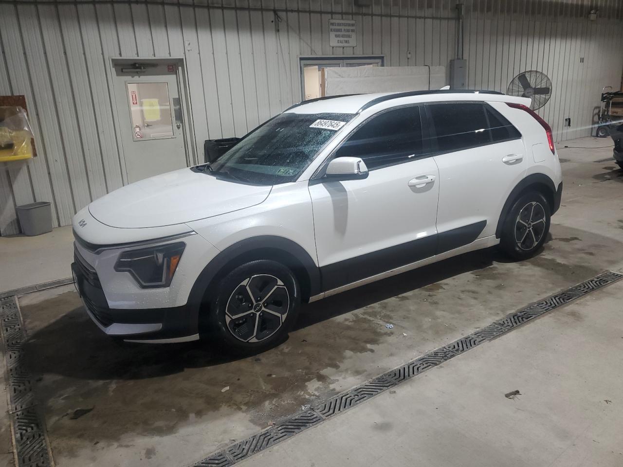 KIA NIRO EX 2023