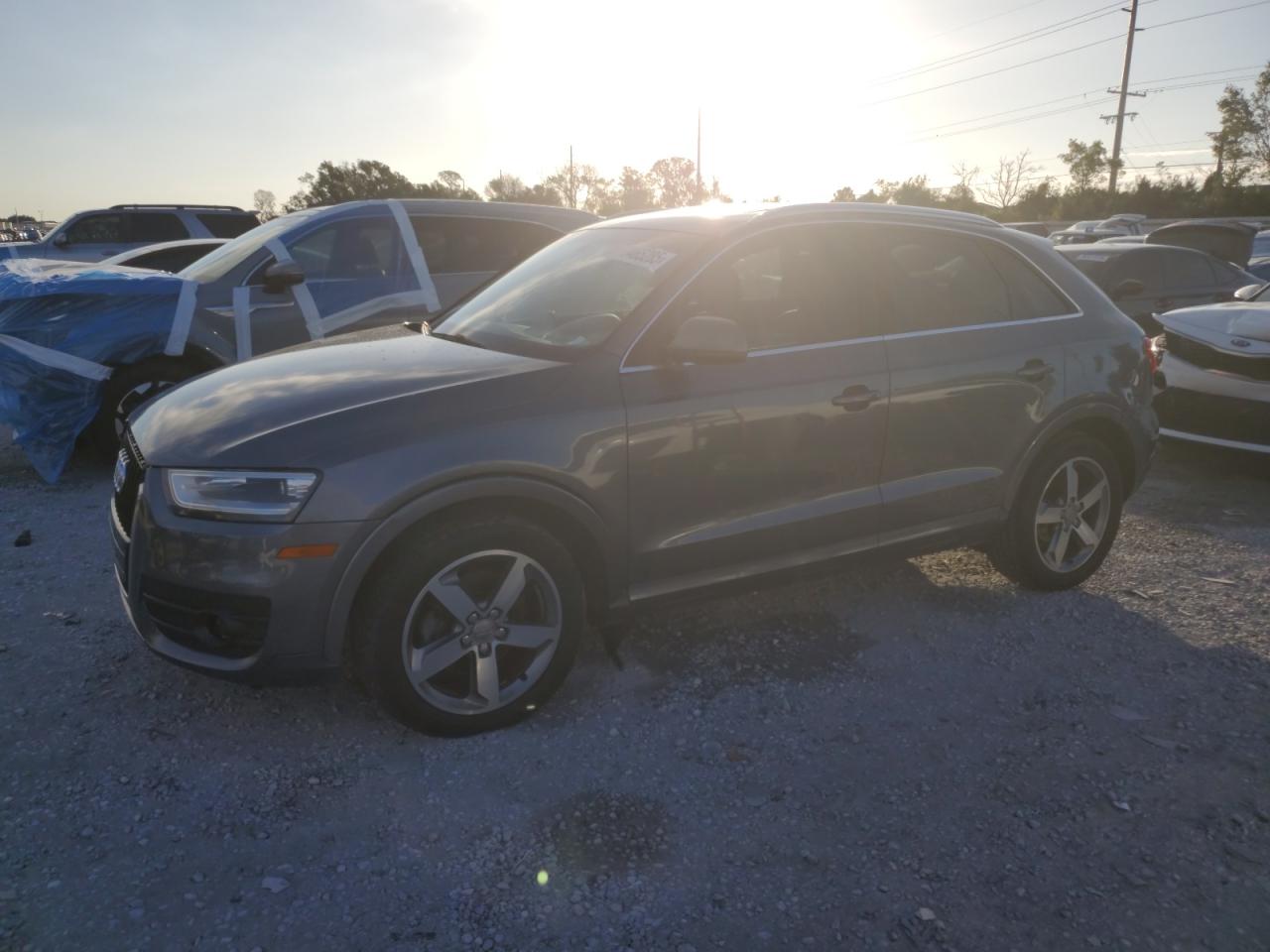 AUDI Q3 PREMIUM 2015