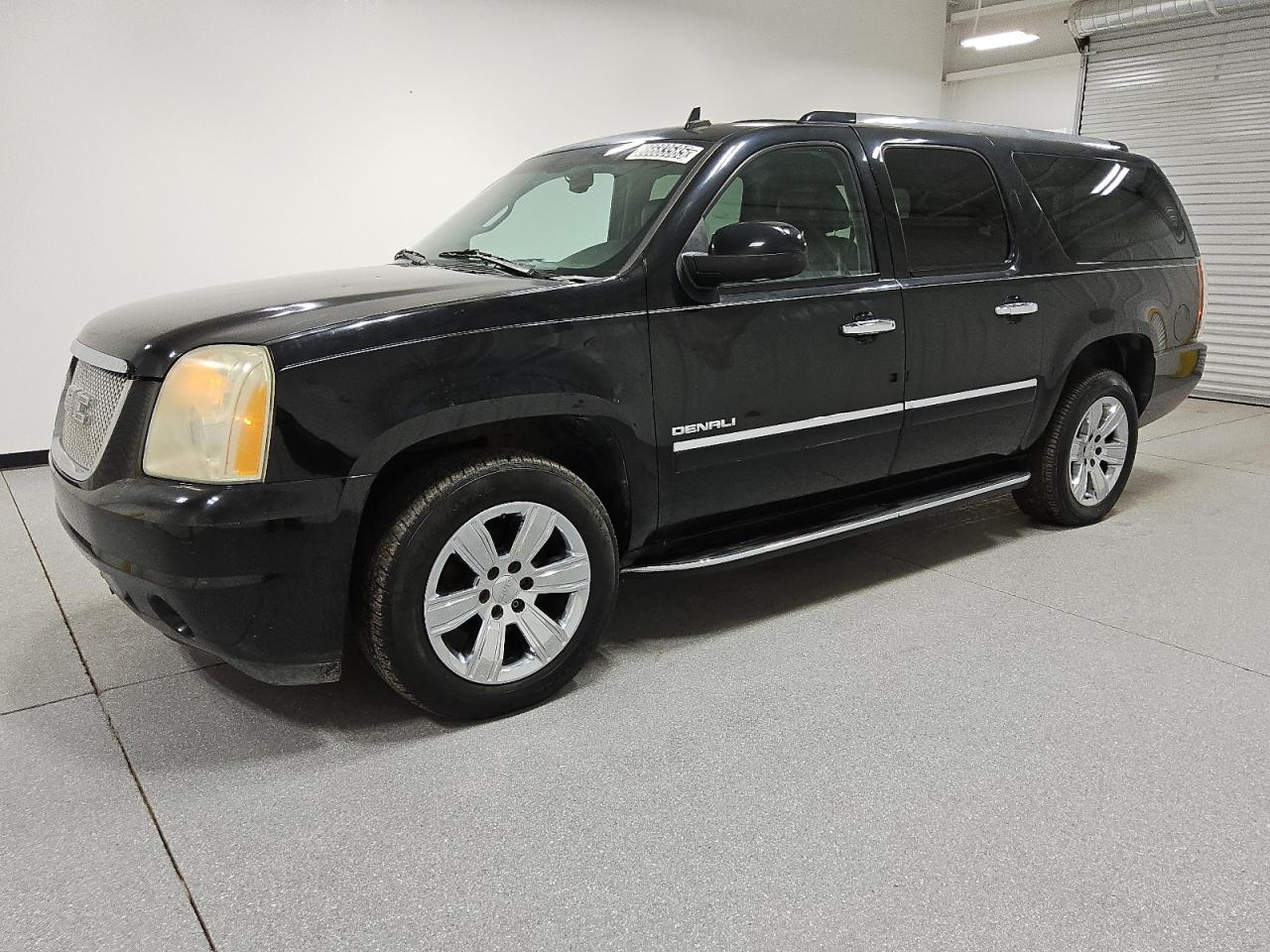 GMC YUKON XL D 2010