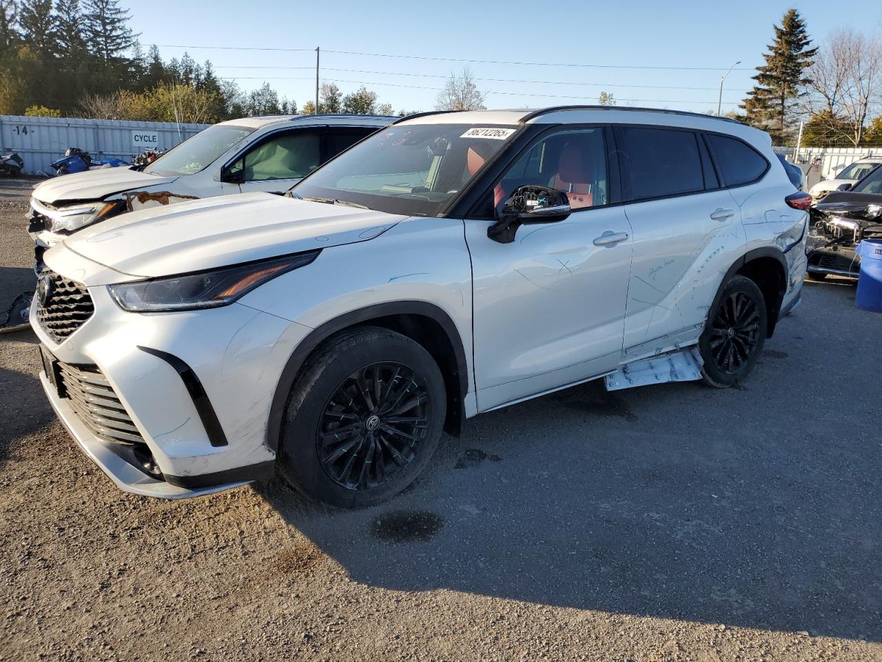 TOYOTA HIGHLANDER 2023