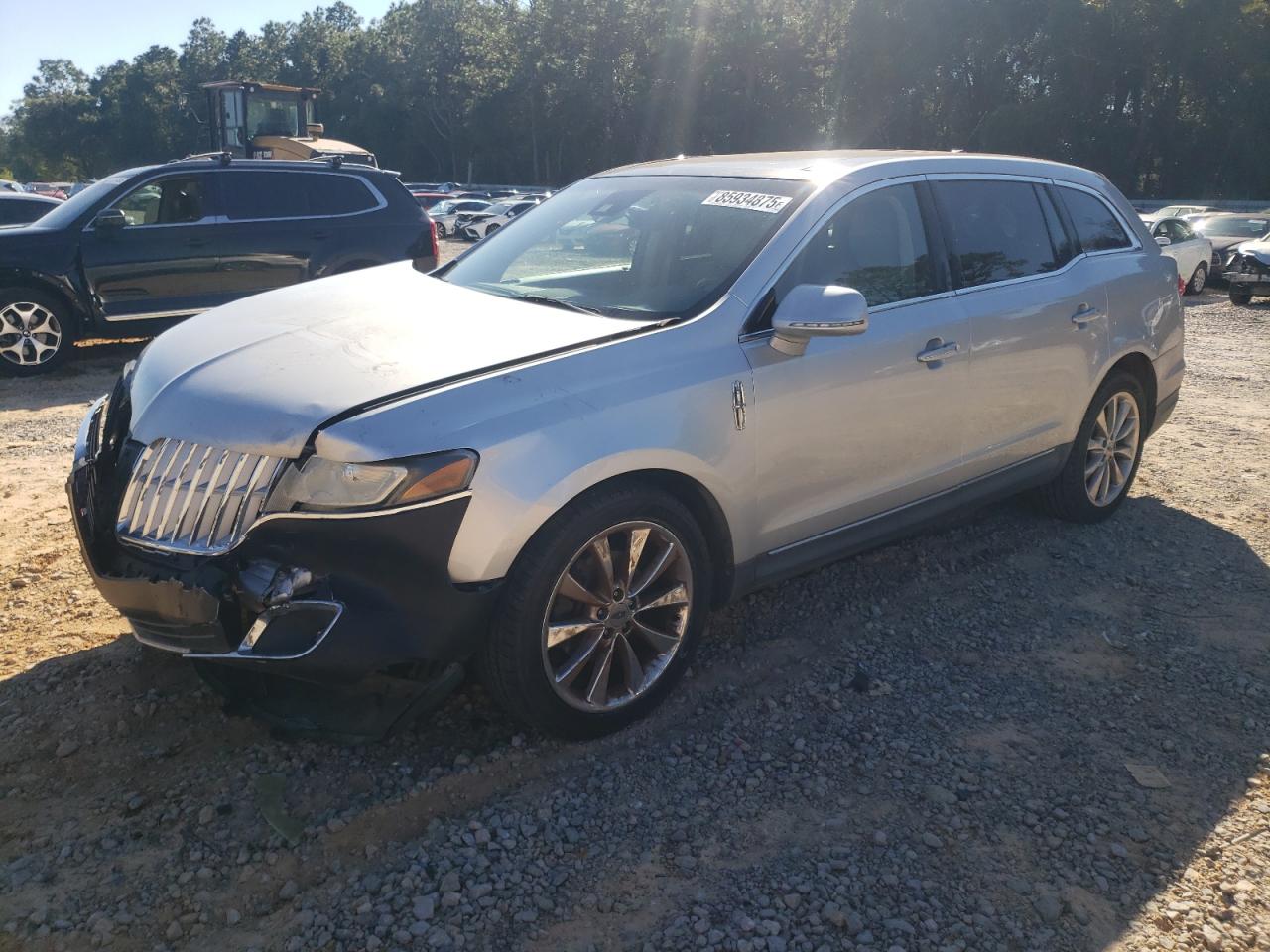 LINCOLN MKT 2011