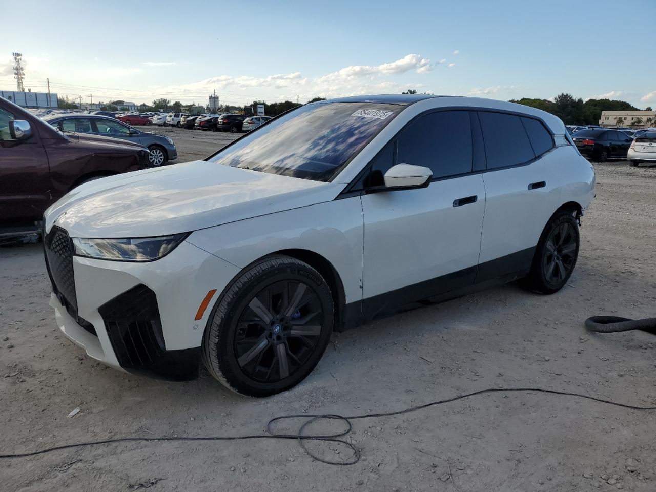 BMW IX XDRIVE5 2024