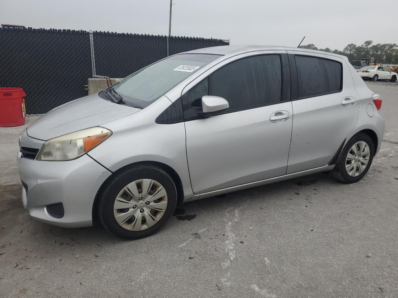 TOYOTA YARIS 2012