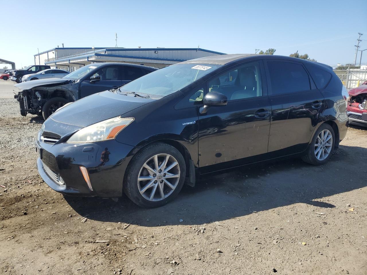 TOYOTA PRIUS V 2012