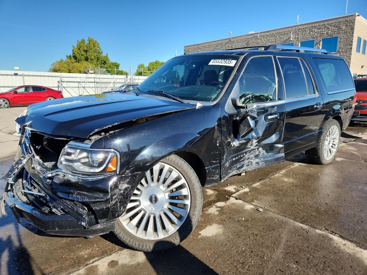 LINCOLN NAVIGATOR 2017