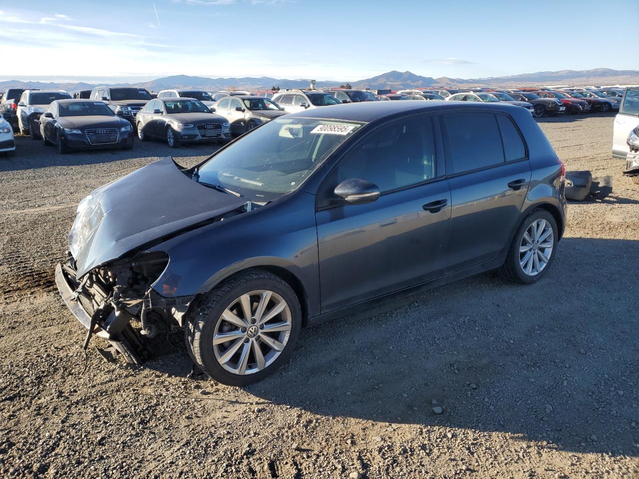 VOLKSWAGEN GOLF 2012
