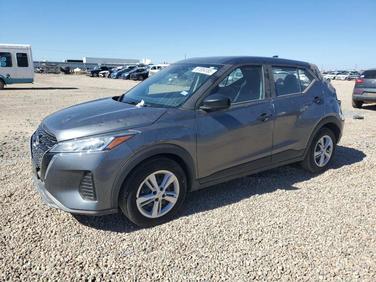 NISSAN KICKS 2024