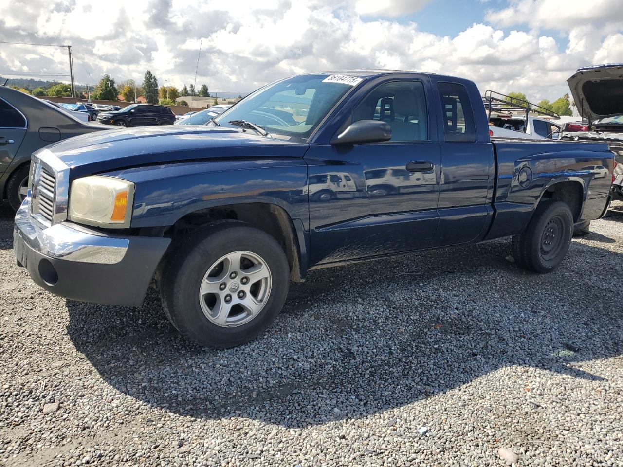 DODGE DAKOTA SLT 2005