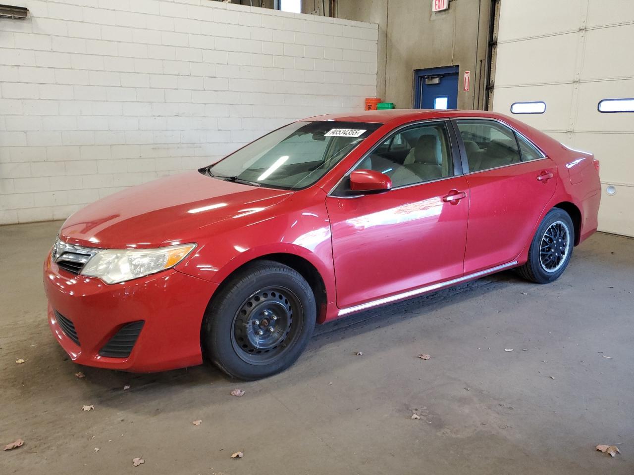 TOYOTA CAMRY L 2013