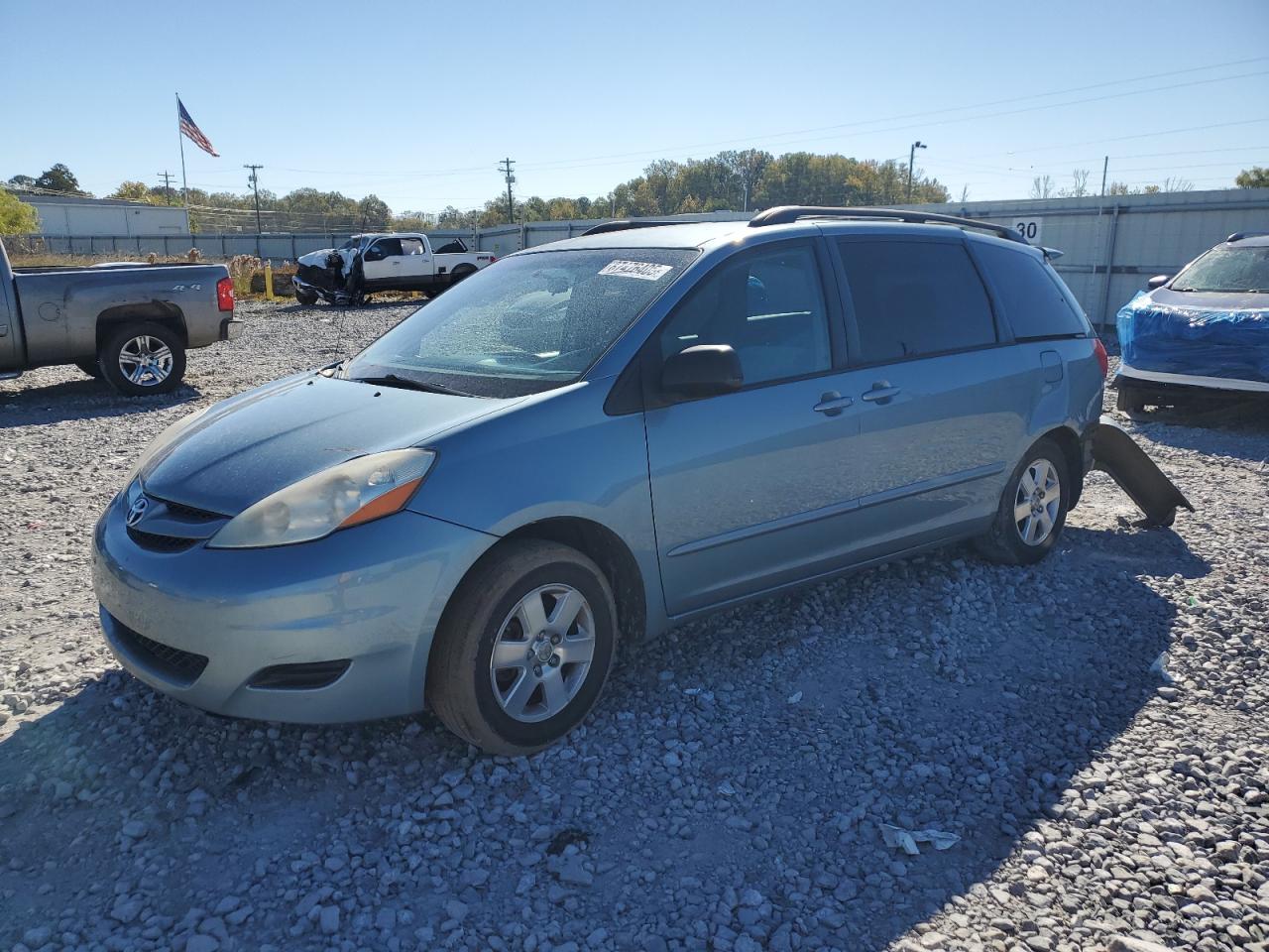 TOYOTA SIENNA CE 2008