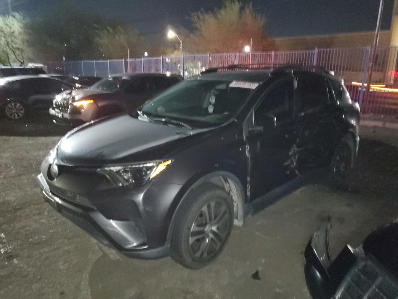 TOYOTA RAV4 LE 2017