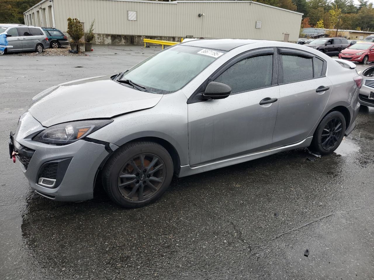 MAZDA 3 2011