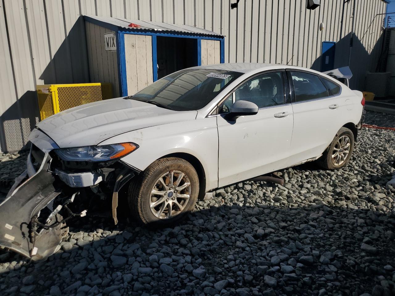 FORD FUSION S 2017