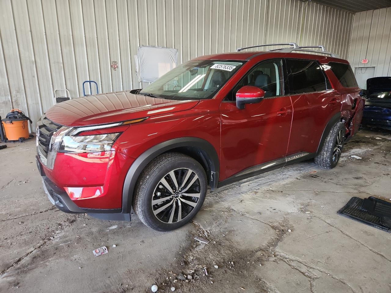 NISSAN PATHFINDER 2024