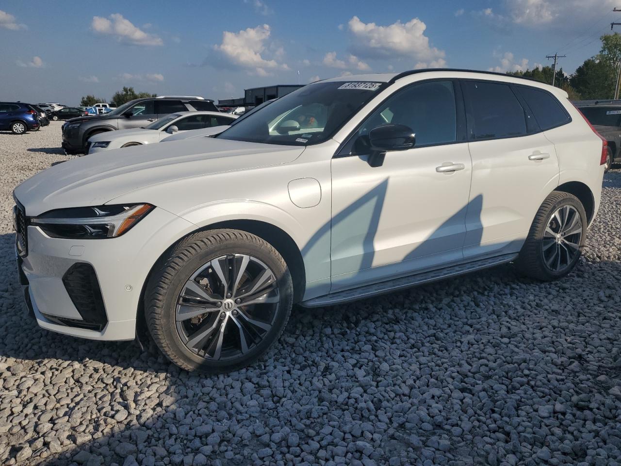 VOLVO XC60 PLUS 2023