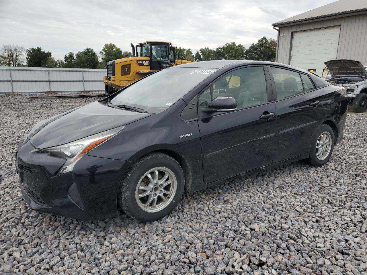 TOYOTA PRIUS 2017