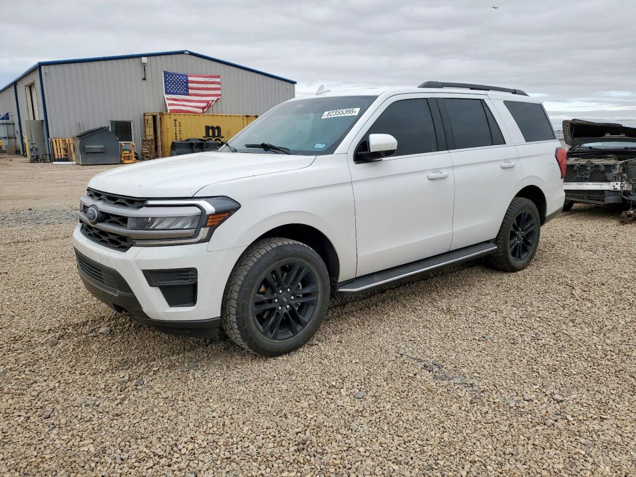 FORD EXPEDITION 2023