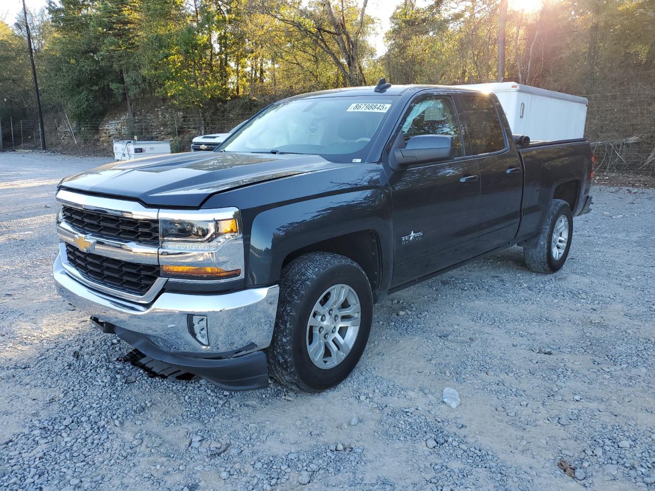 CHEVROLET SILVERADO 2018