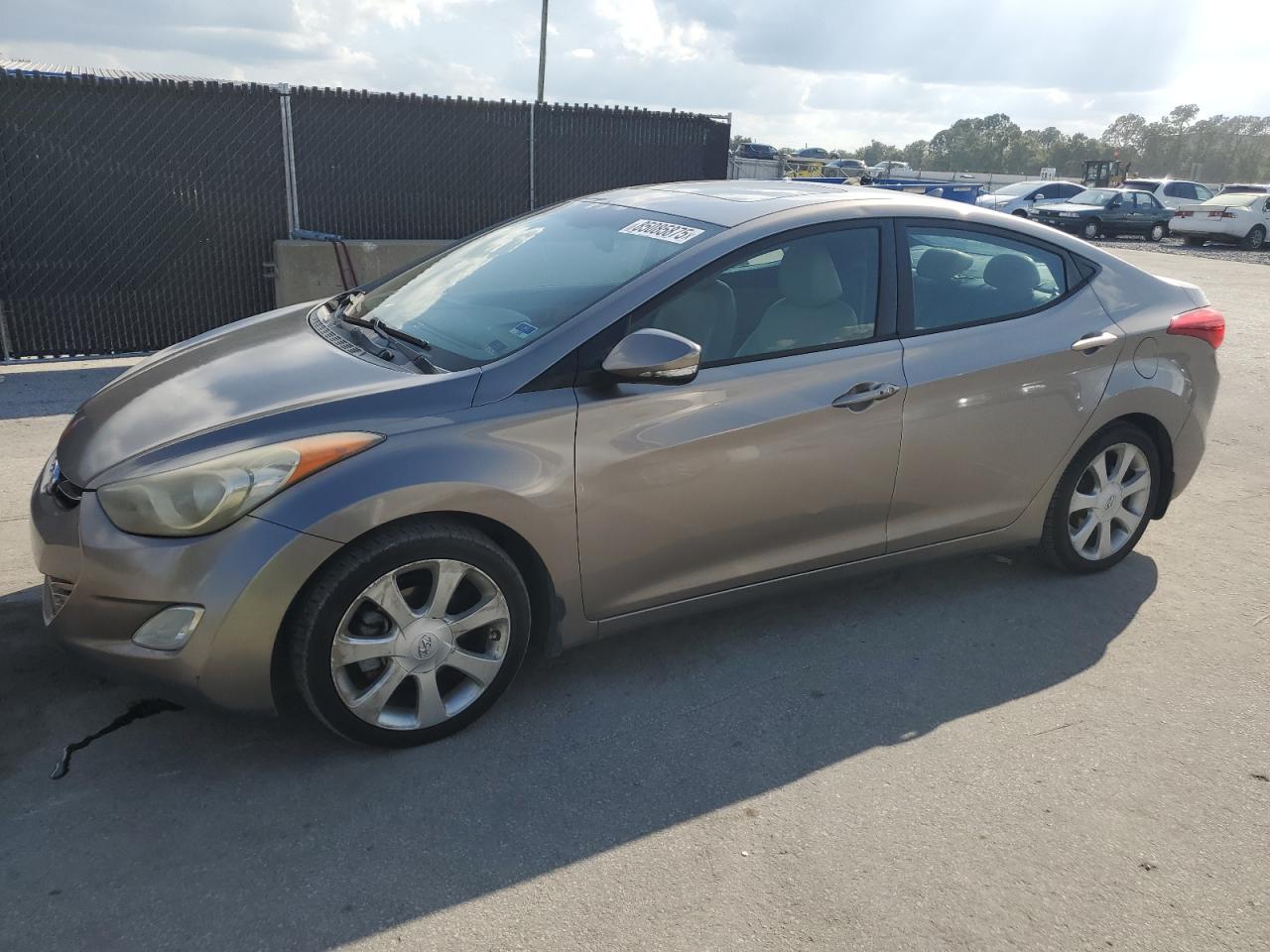 HYUNDAI ELANTRA GL 2013