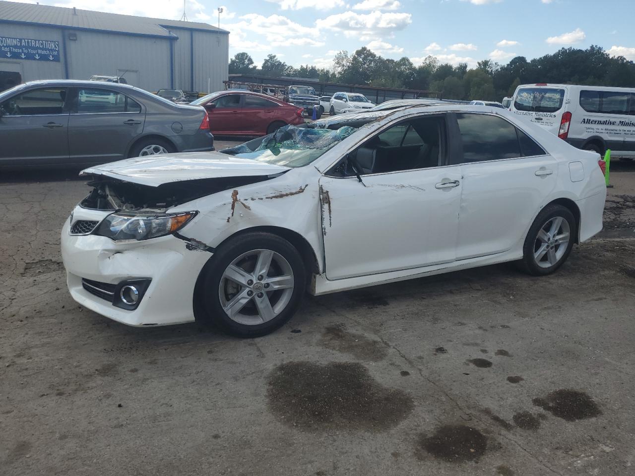 TOYOTA CAMRY BASE 2012