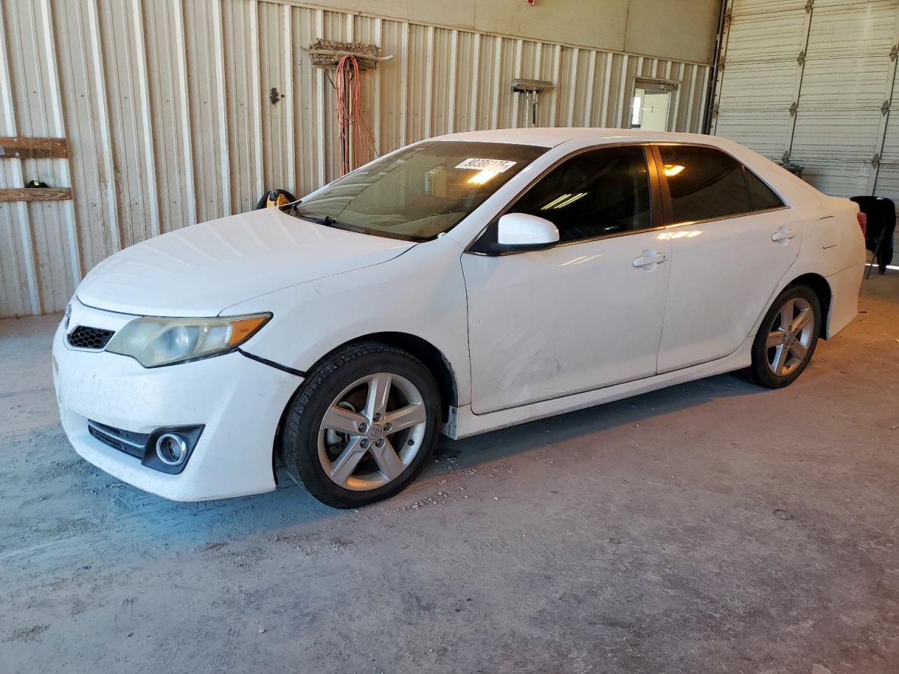 TOYOTA CAMRY L 2014