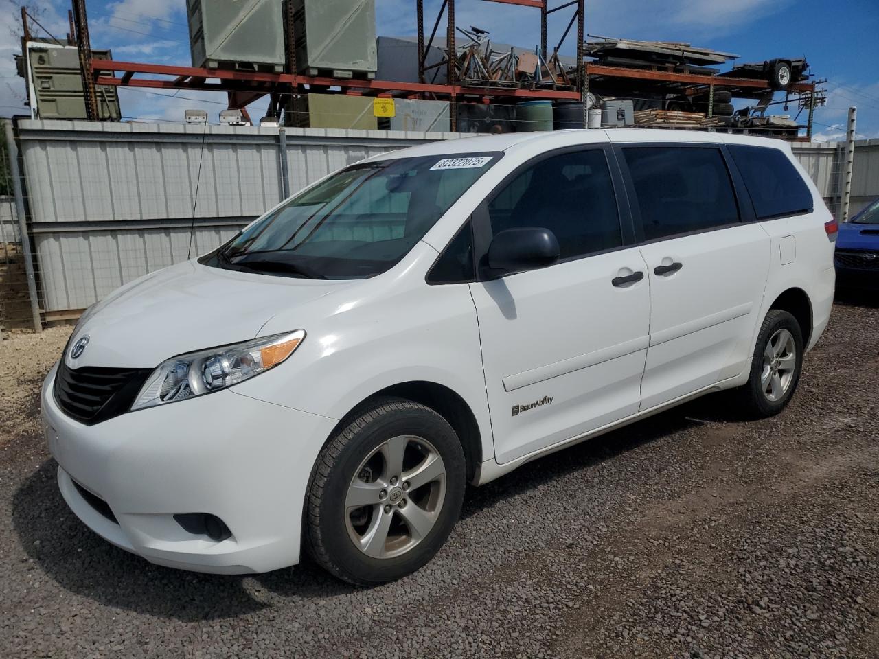 TOYOTA SIENNA 2014