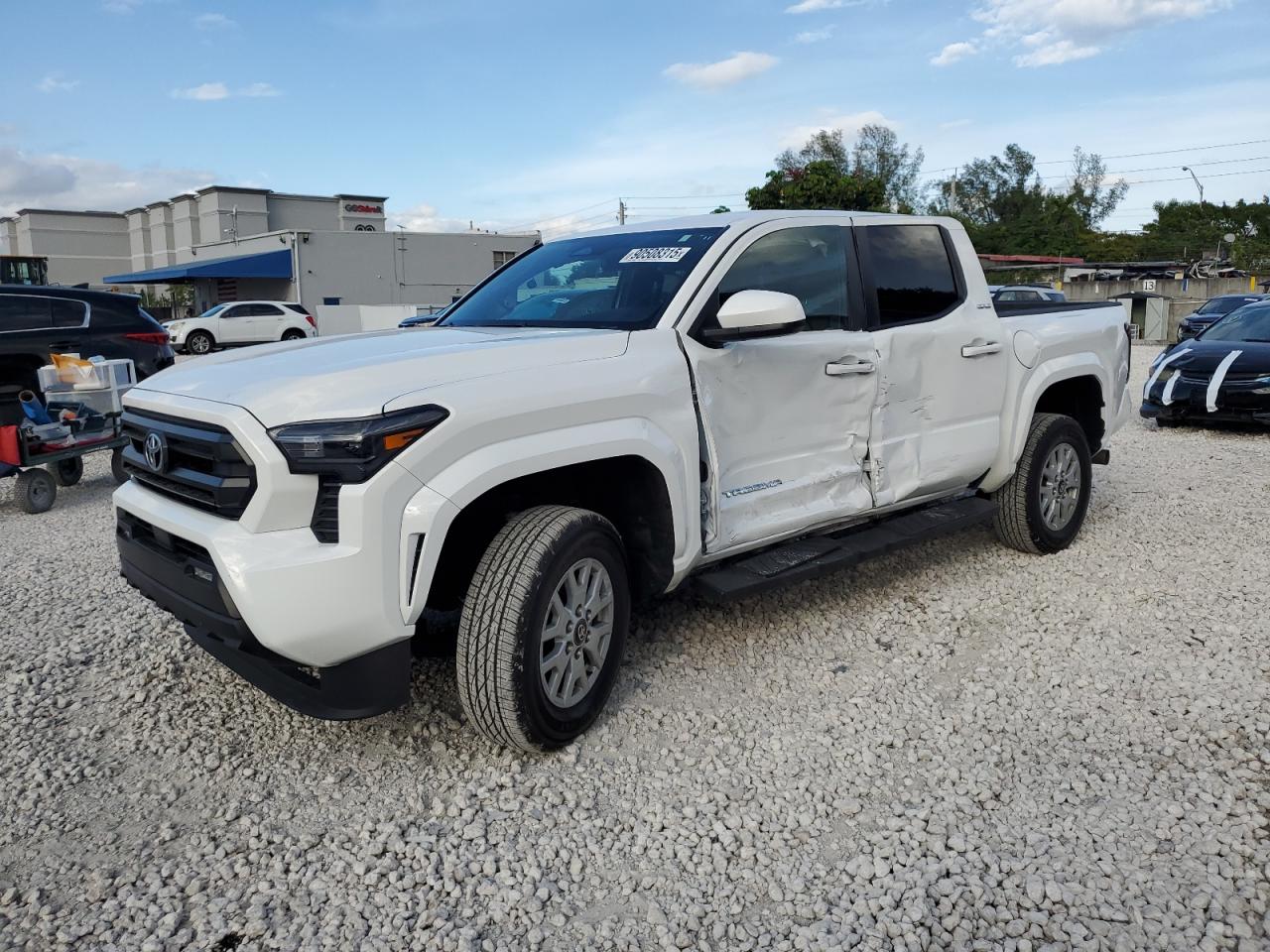 TOYOTA TACOMA DOU 2024