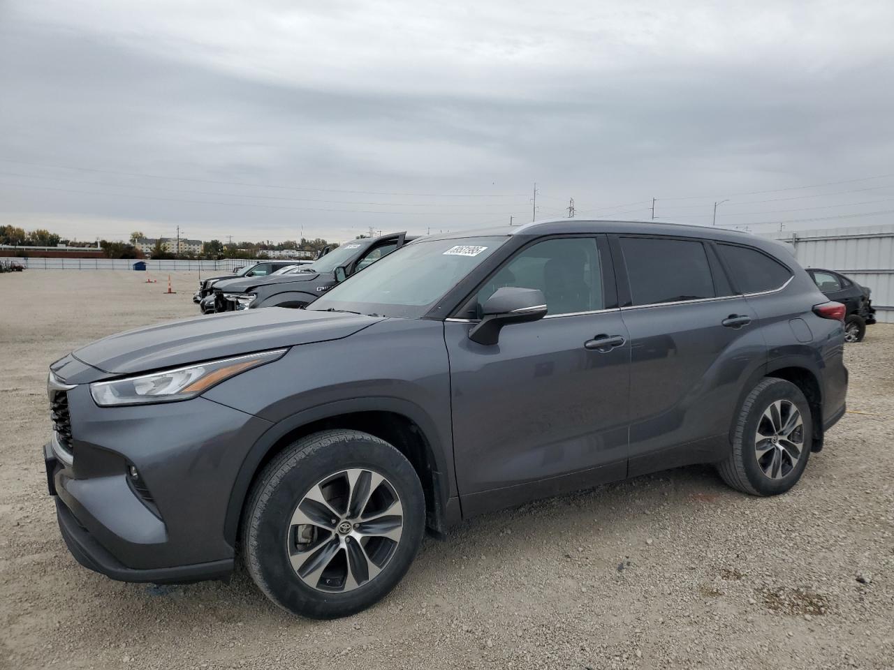TOYOTA HIGHLANDER 2020
