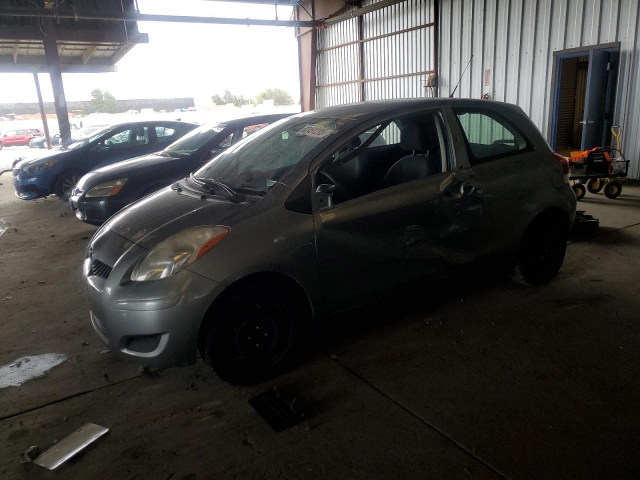 TOYOTA YARIS 2009