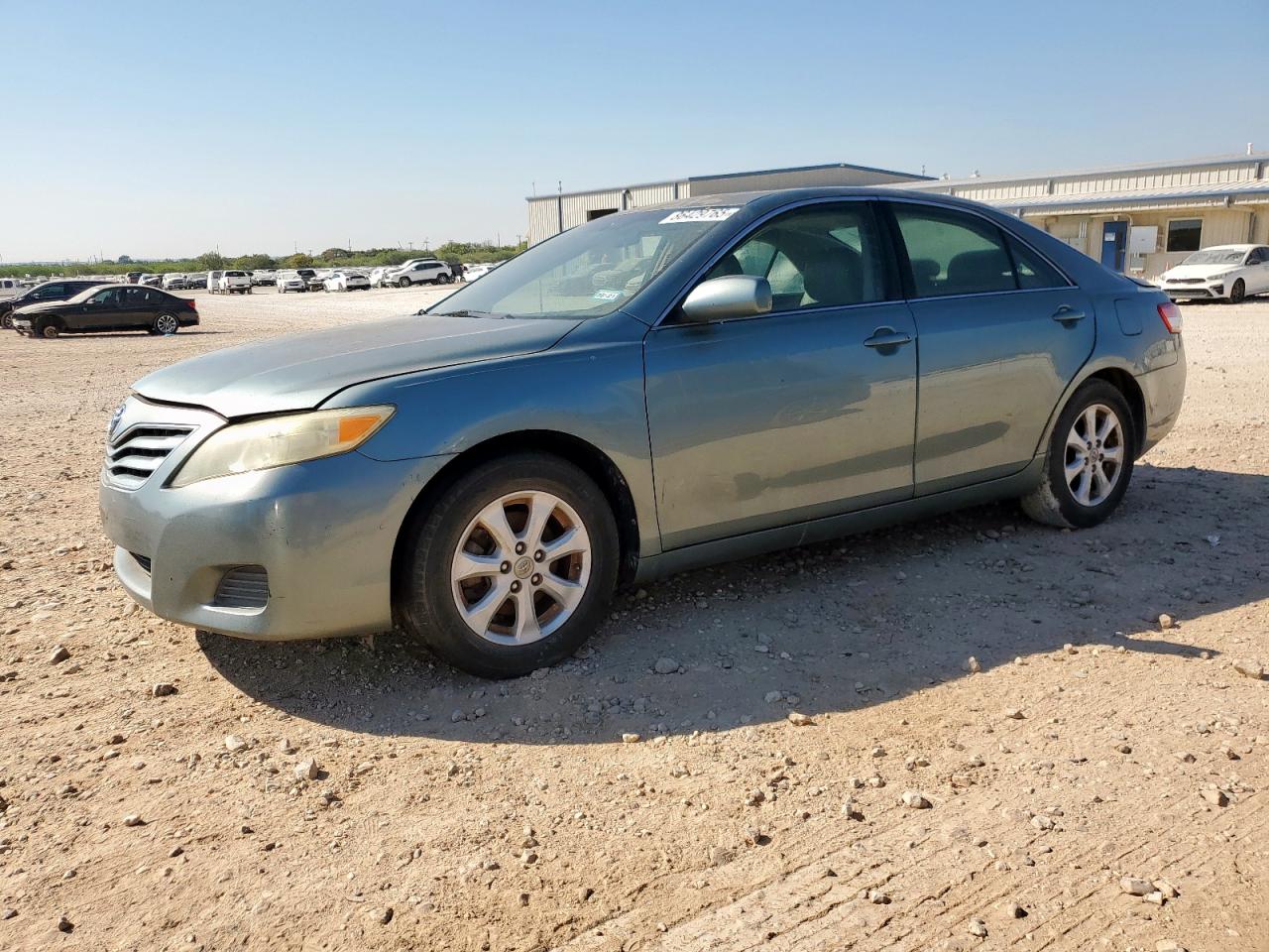 TOYOTA CAMRY BASE 2011