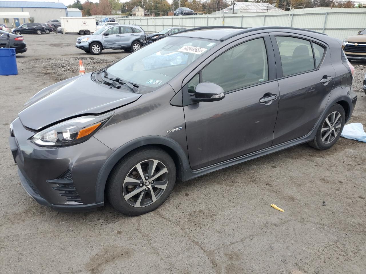 TOYOTA PRIUS C 2018