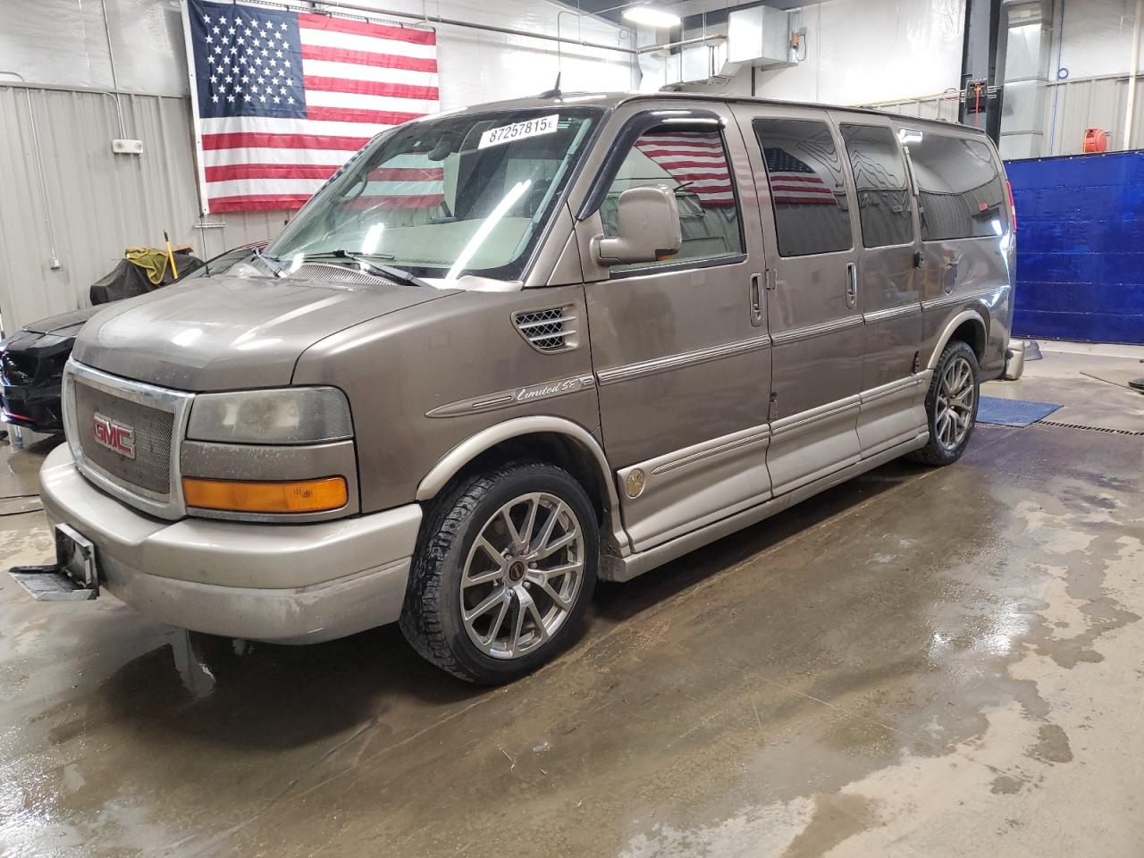 GMC SAVANA RV 2011