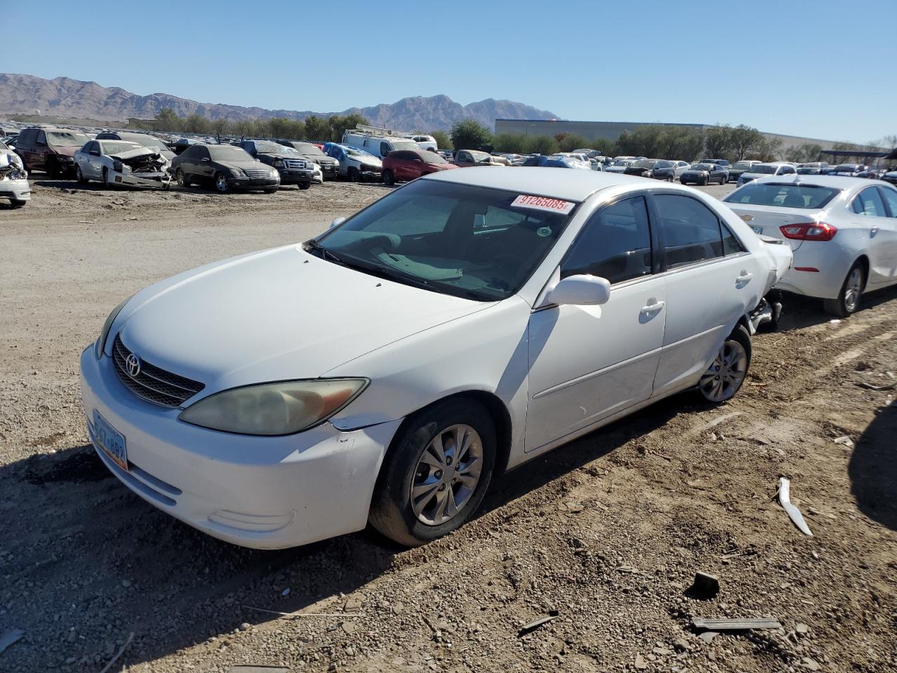 TOYOTA CAMRY LE 2004
