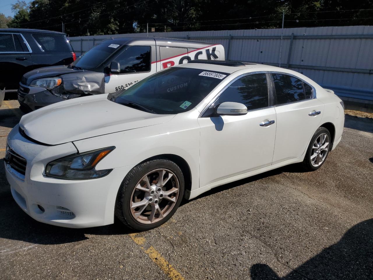 NISSAN MAXIMA 2014