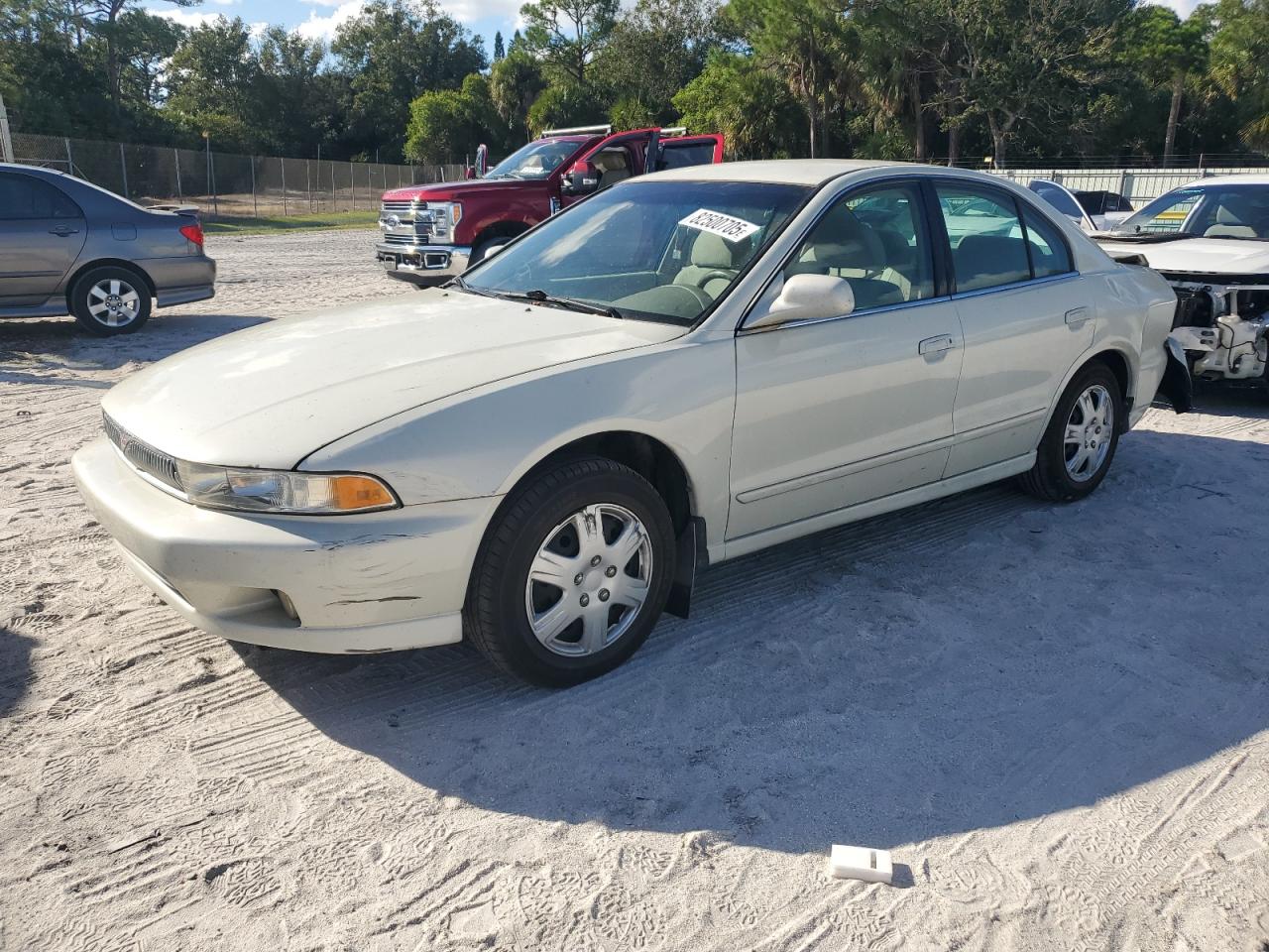 MITSUBISHI GALANT ES 2000