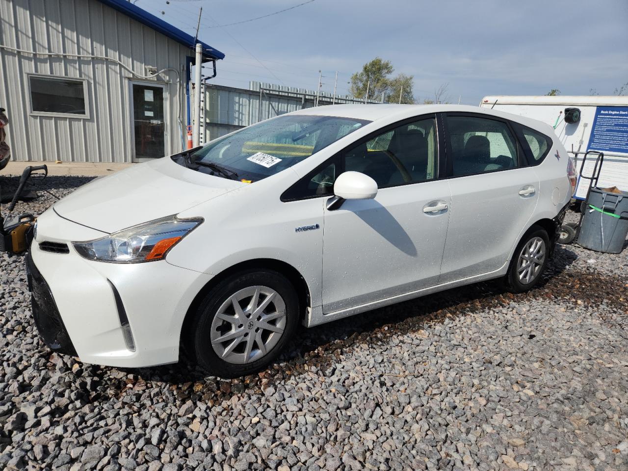 TOYOTA PRIUS V 2015