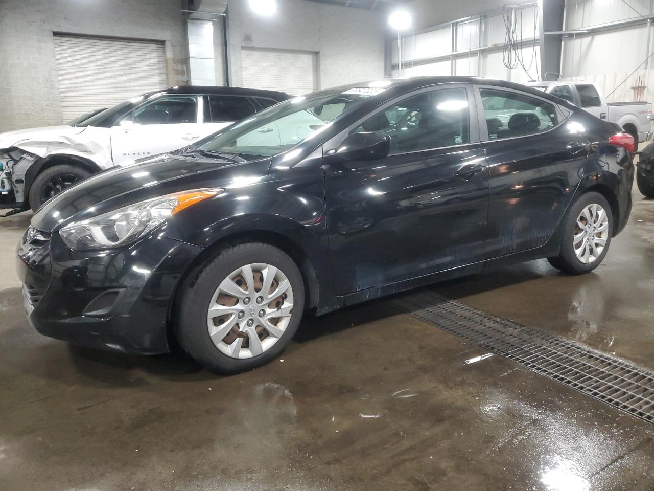 HYUNDAI ELANTRA GL 2012