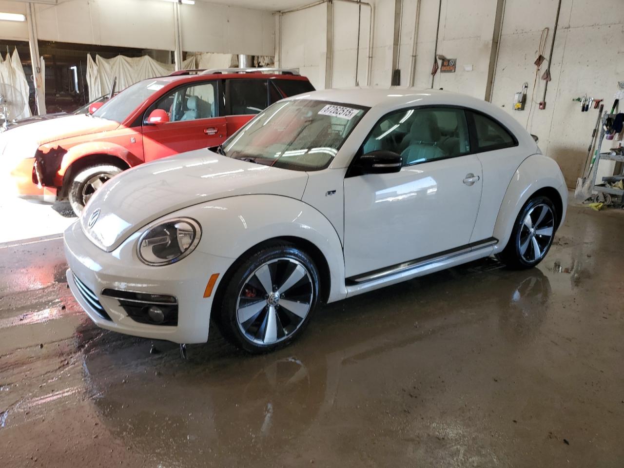 VOLKSWAGEN BEETLE TUR 2014
