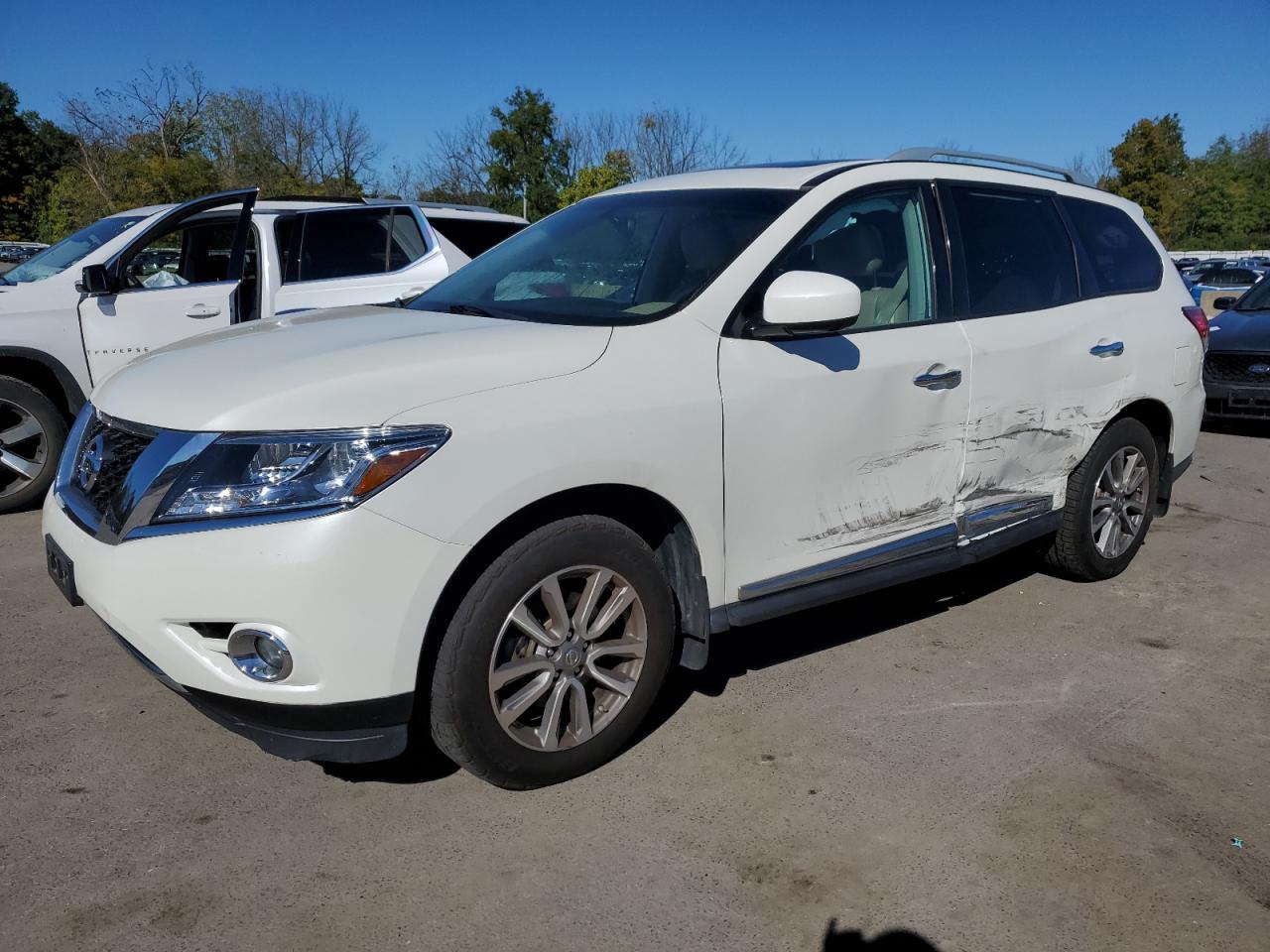 NISSAN PATHFINDER 2016