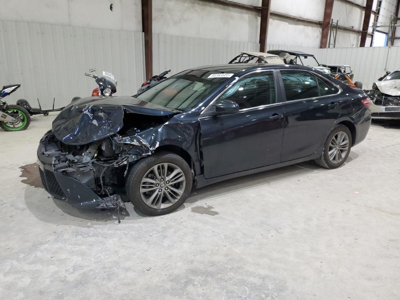 TOYOTA CAMRY LE 2016