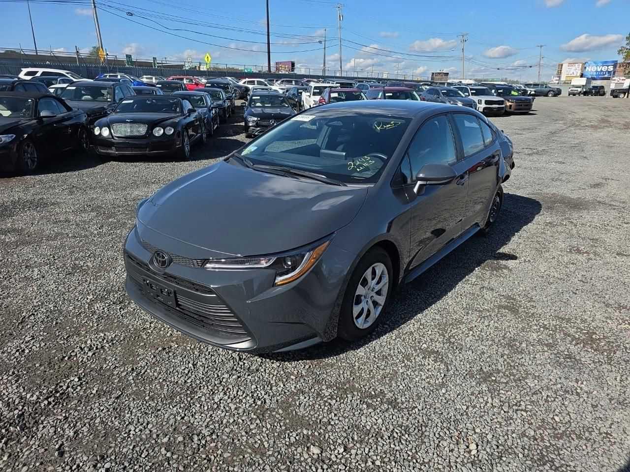 TOYOTA COROLLA LE 2025
