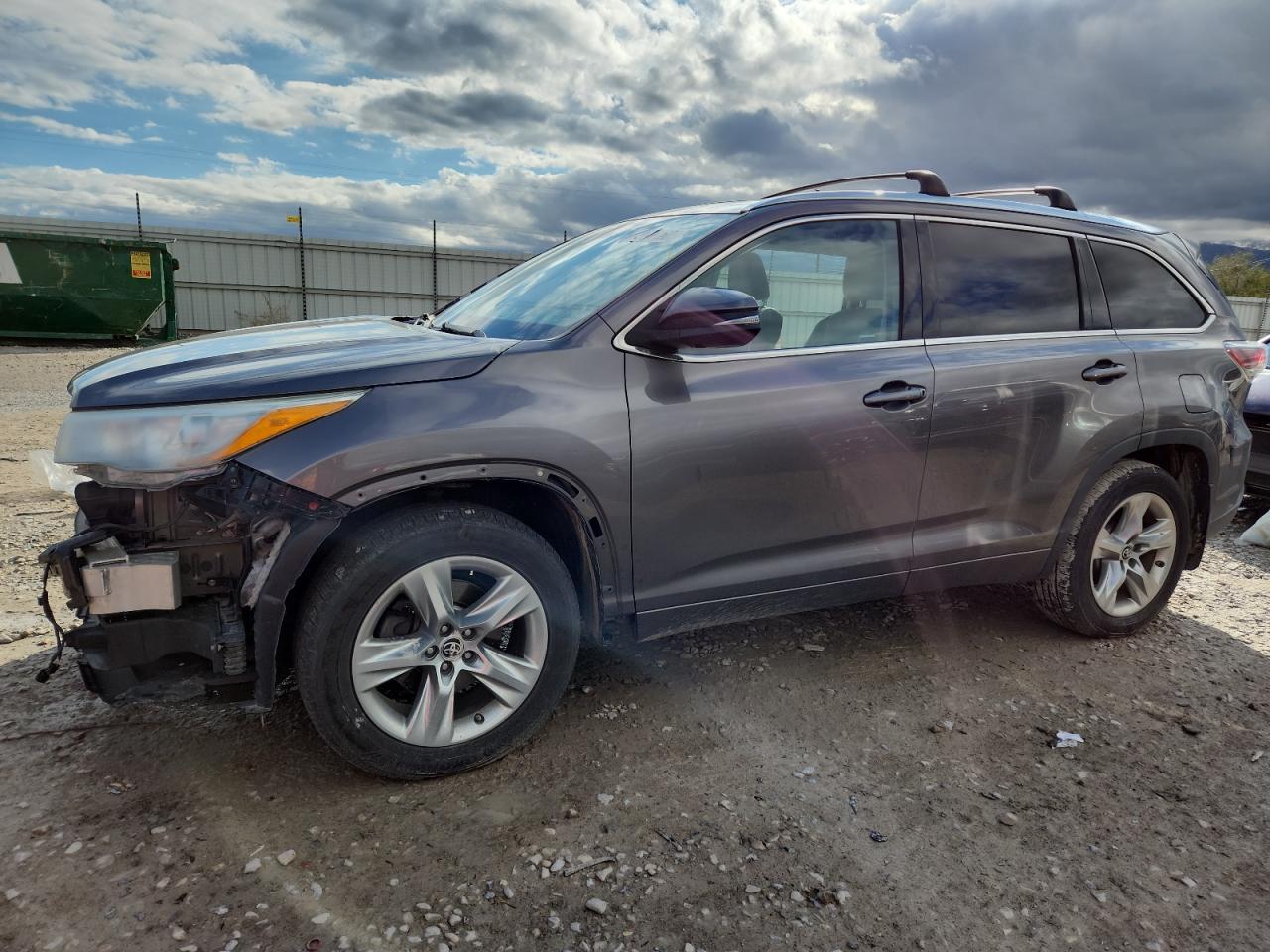 TOYOTA HIGHLANDER 2016