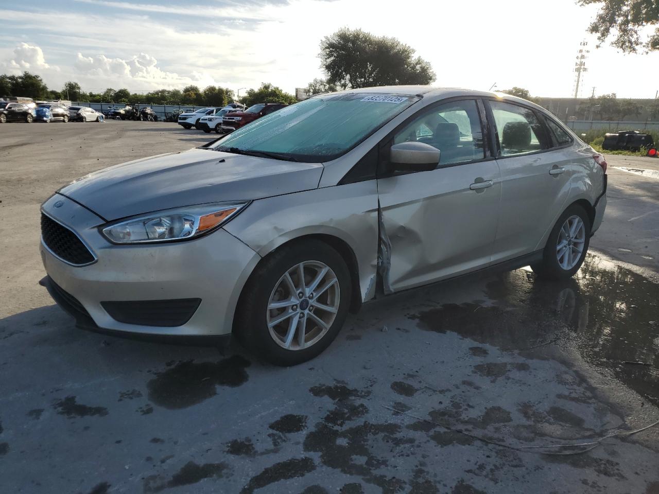 FORD FOCUS SE 2018