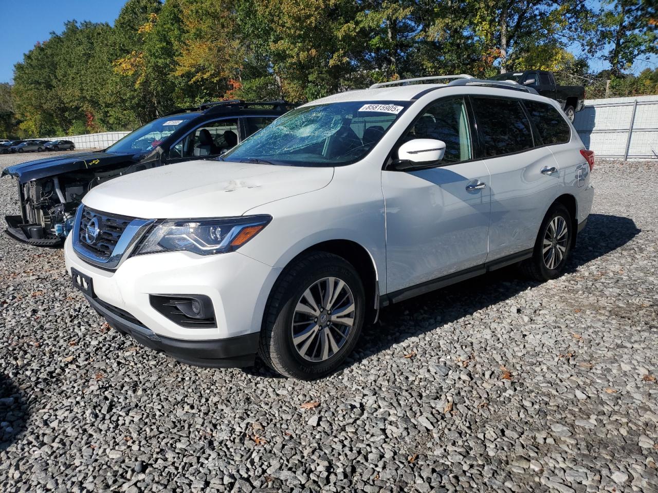 NISSAN PATHFINDER 2019