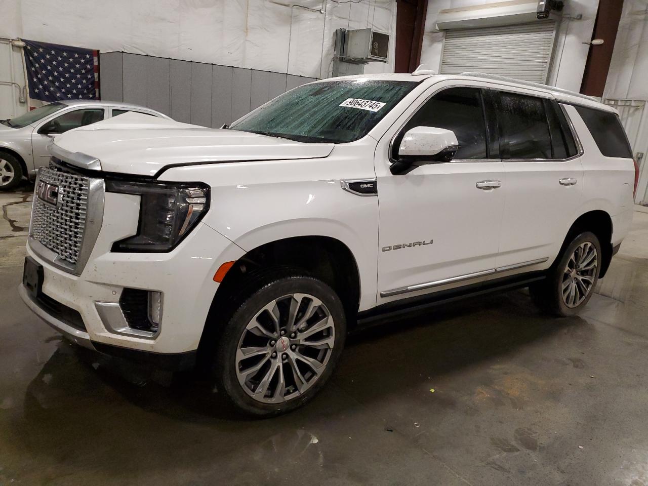 GMC YUKON DENA 2021
