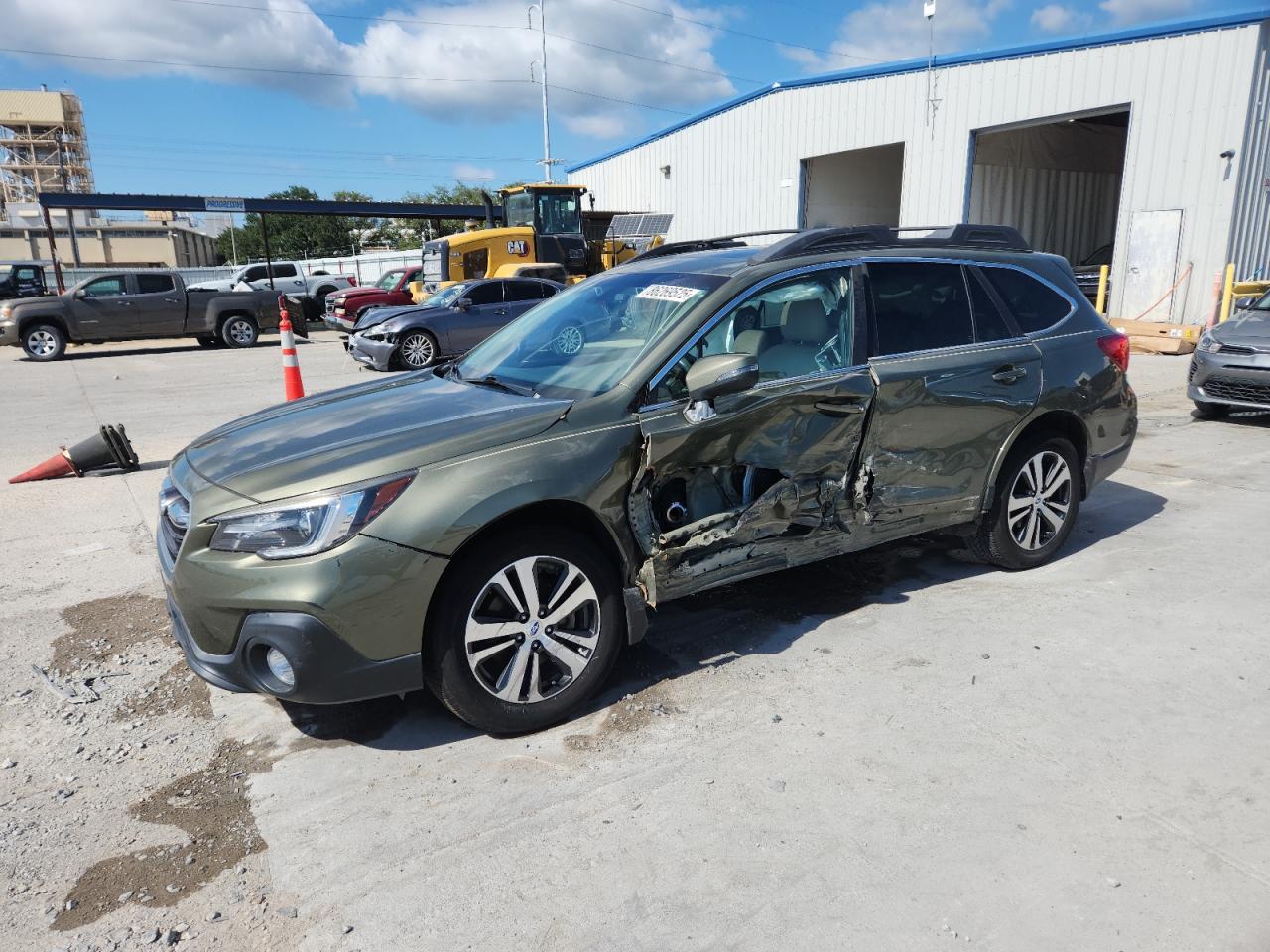 SUBARU OUTBACK 2. 2019